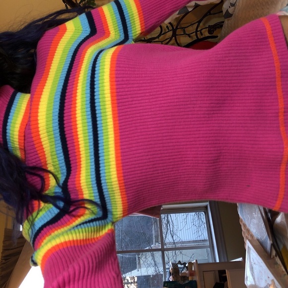 super unique rainbow 🌈 turtleneck sweater - Picture 4 of 4